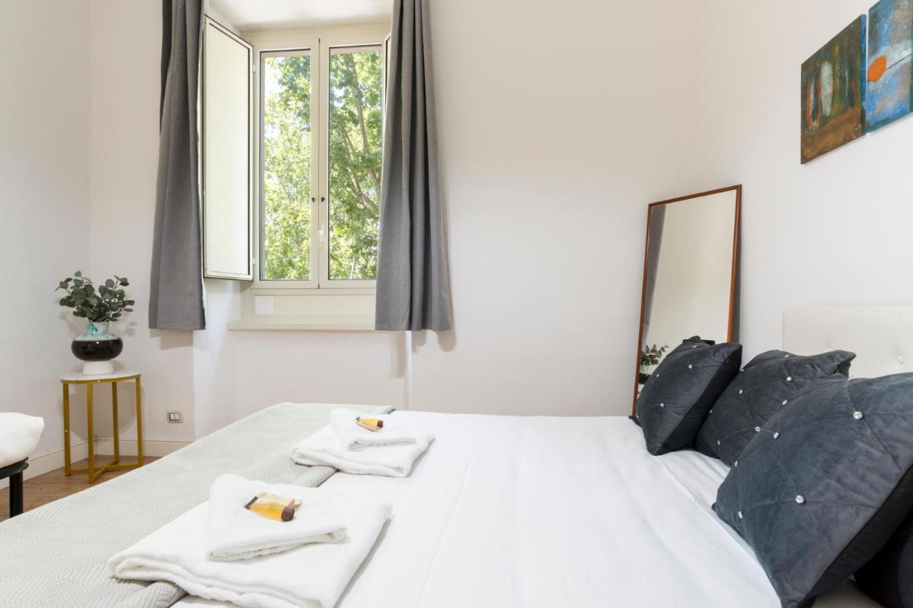 Tiber Majesty 25 Piazza Del Popolo Apartman Róma Kültér fotó