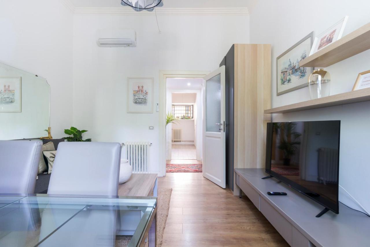 Tiber Majesty 25 Piazza Del Popolo Apartman Róma Kültér fotó